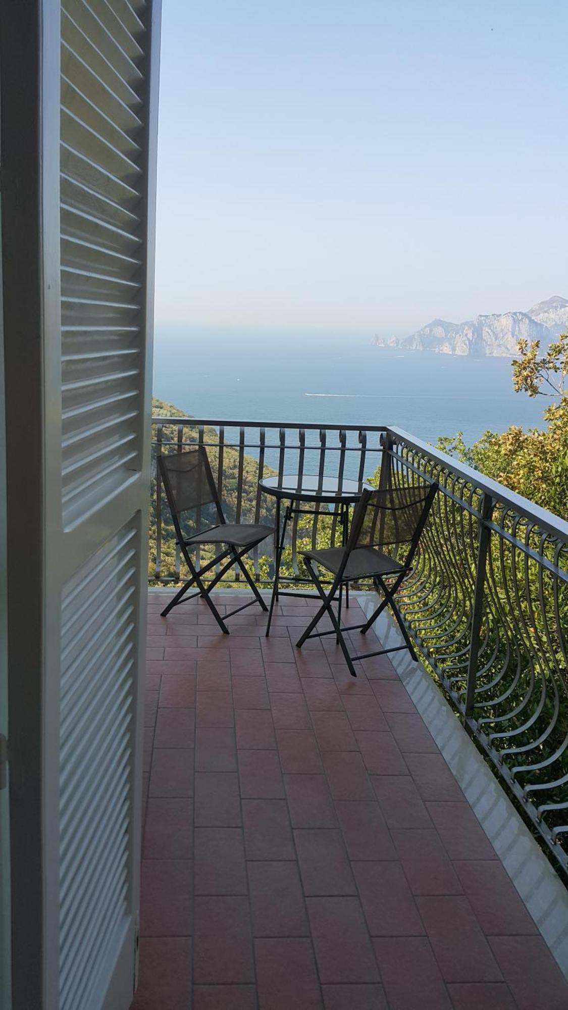 Acquamarina Accommodation Massa Lubrense Bagian luar foto